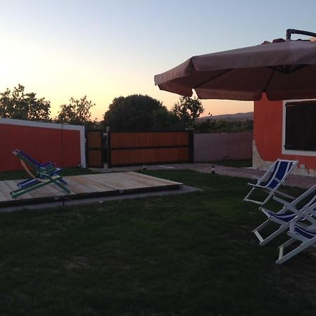 Is Tanas Bed & Breakfast Serdiana Exterior foto